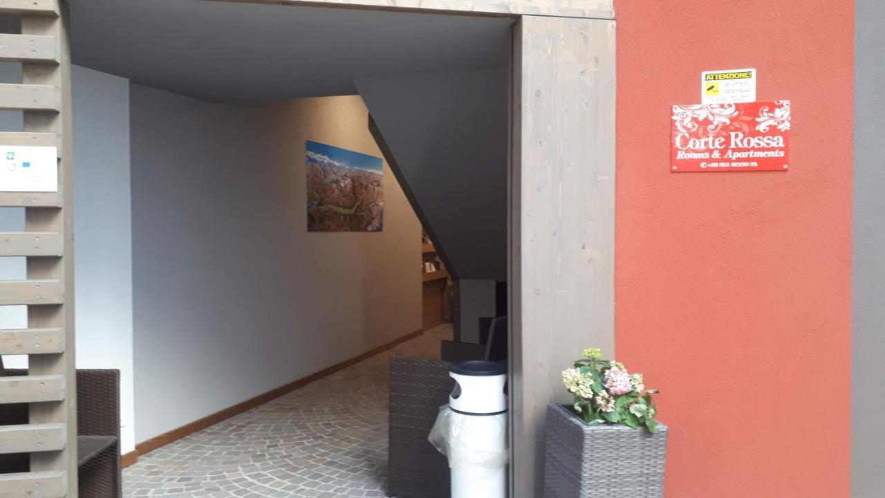 Hotel Bed & Rooms , Corte Rossa -1 Min Walk To Bernina Express Tirano Bagian luar foto
