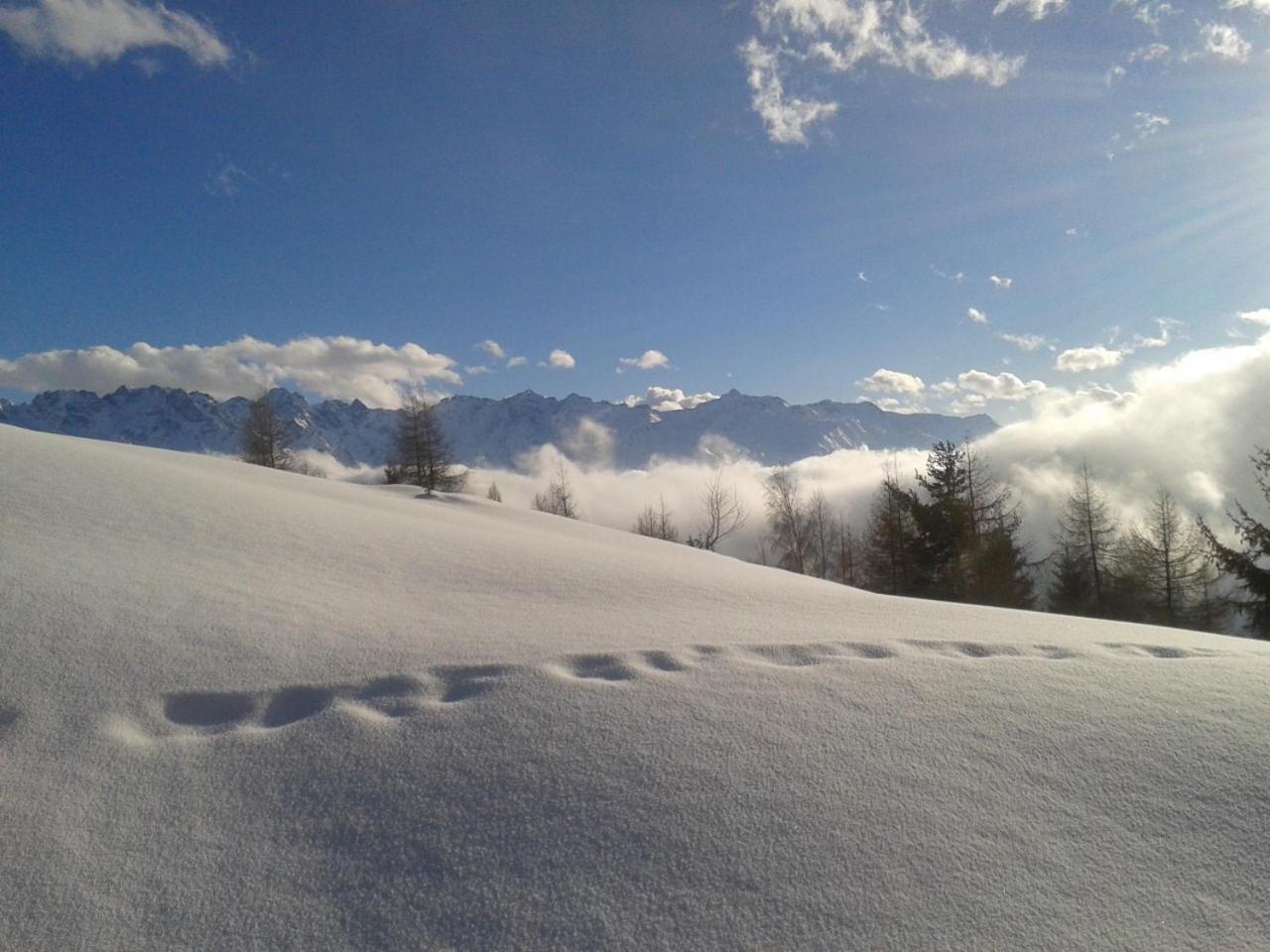 Hotel Bed & Rooms , Corte Rossa -1 Min Walk To Bernina Express Tirano Bagian luar foto
